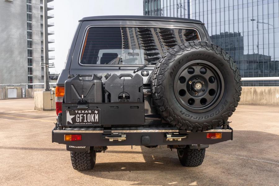  Toyota Land Cruiser (FJ62) 1988 года  (фото 16 из 164)